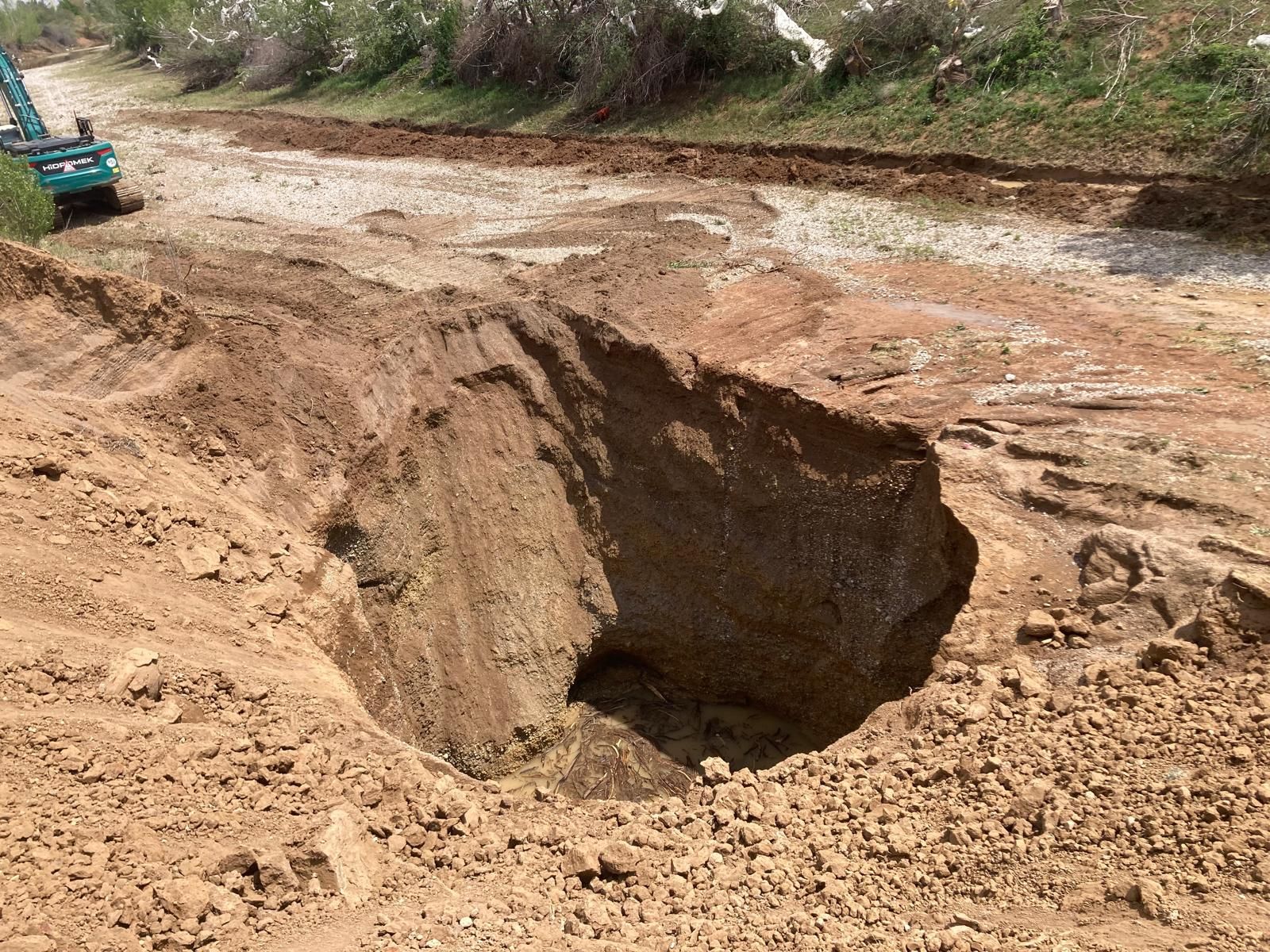 Konya'da 25 metre çapında yeni obruk