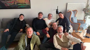 Ünlü oyunculardan Osman Sınav'a ziyaret: İyi ki varsın