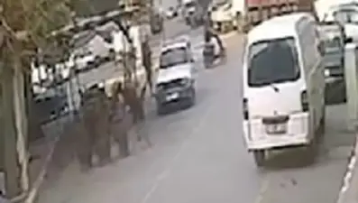 İzmir'de motosiklet hırsızına suçüstü