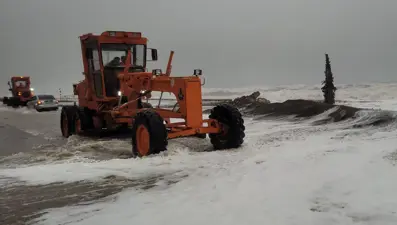 Fırtınanın vurduğu Cide'de hasar gün ağarınca ortaya çıktı