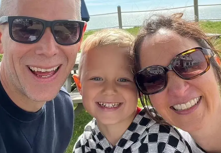 6 yaşındaki çocuğu grip sandılar ama lösemi olduğu ortaya çıktı: Boynundaki belirti her şeyi ele verdi 