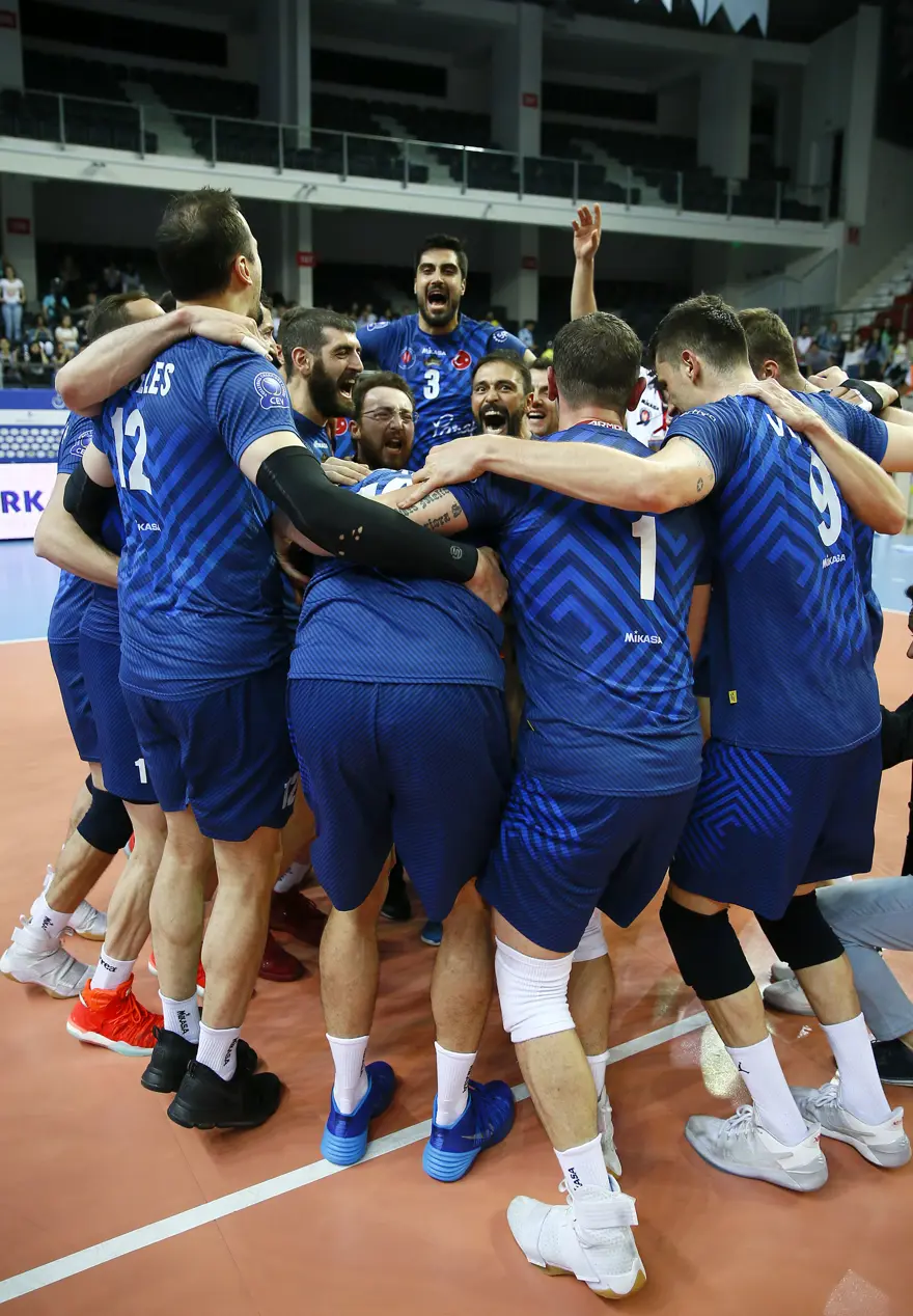 Kadınların ardından erkeklerde de özlenen tablo! 18 Kadınların ardından erkeklerde de özlenen tablo! 18