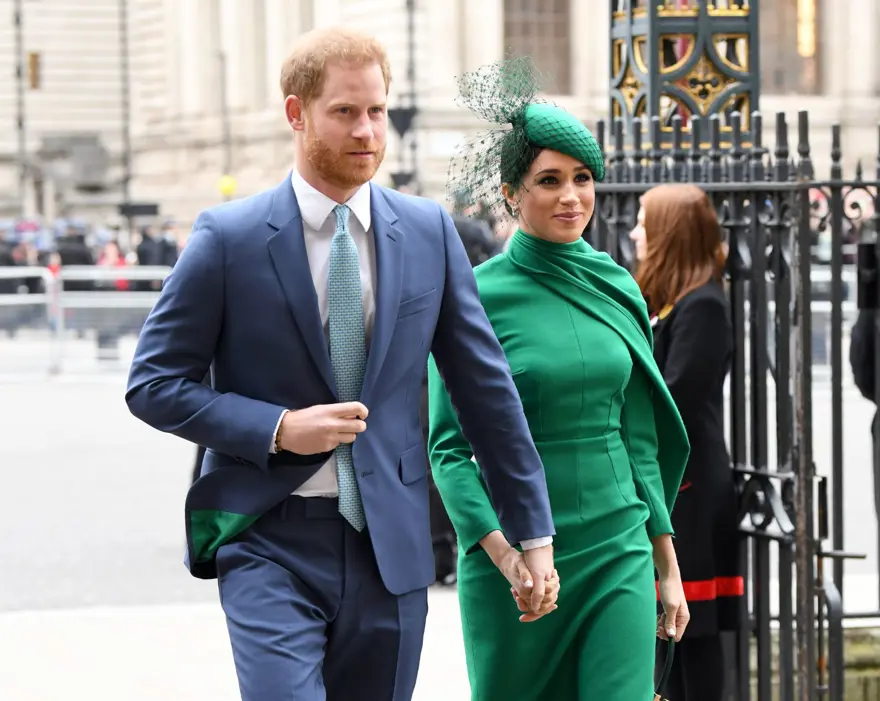 Victoria Beckham'dan Meghan Markle'a tavsiye: Eleştirilere kapalı ol 