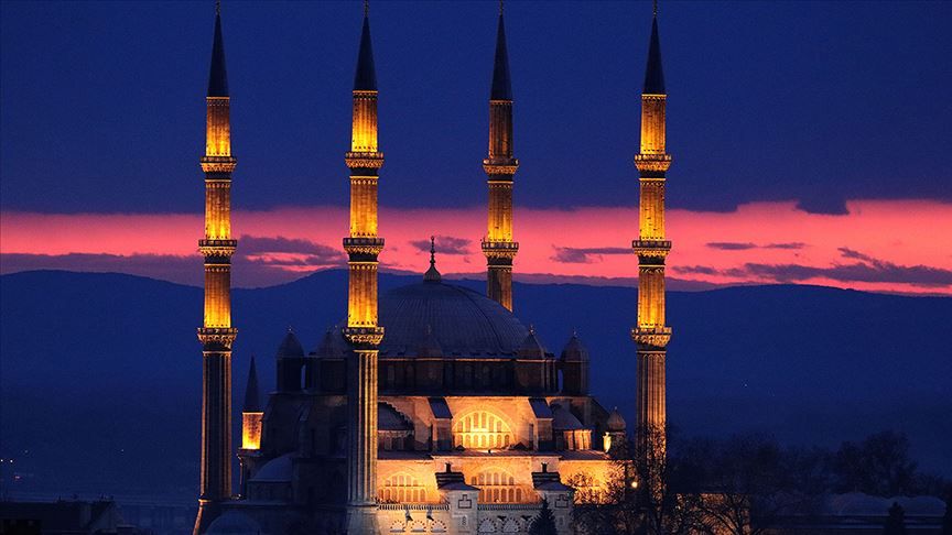 İftar saat kaçta? 2023 İstanbul, Ankara, İzmir ve tüm illerin iftar vakitleri