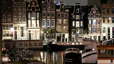 Hollanda mahkemesinden sokağa çıkma yasağının kaldırılması kararı