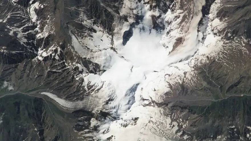 Milyonlarca kişiyi etkileyen kesinti yörüngeden görüntülendi (NASA paylaştı) 24