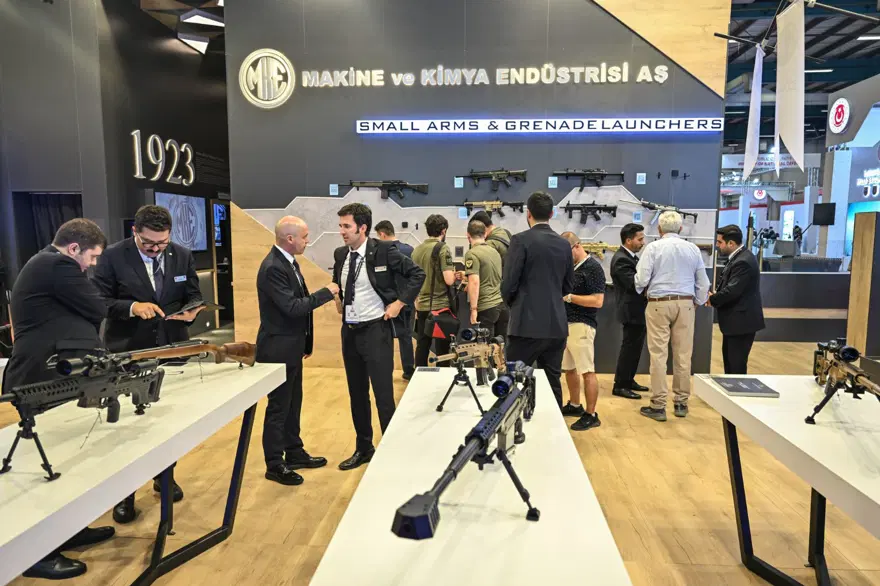 İstanbul'da savunma sanayii fuarı | Milli Muharip Uçak KAAN'ın 2028'de Türk motoruyla uçması planlanıyor 15 İstanbul'da savunma sanayii fuarı | Milli Muharip Uçak KAAN'ın 2028'de Türk motoruyla uçması planlanıyor 15