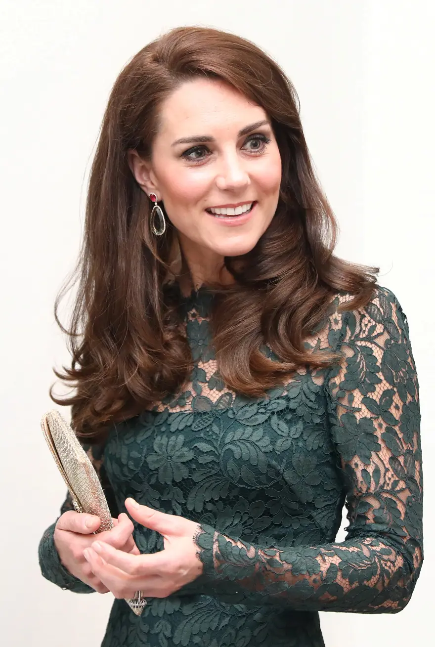 Kate Middleton’ın sanat şıklığı 5