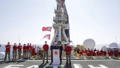 Bakan Albayrak, Karadeniz'deki doğal gaz rezervi keşfini değerlendirdi