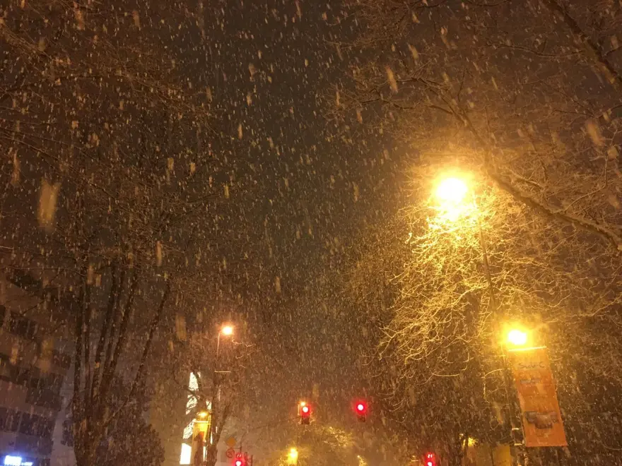 Bağdat Caddesi beyaza büründü 3