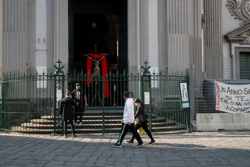 FRANSA’DA KARANTİNA UZAYABİLİR 8