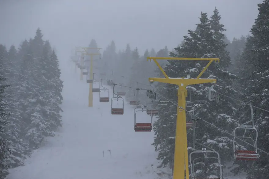 Uludağ'da kar kalınlığı 10 santimetreyi geçti 4 Uludağ'da kar kalınlığı 10 santimetreyi geçti 4