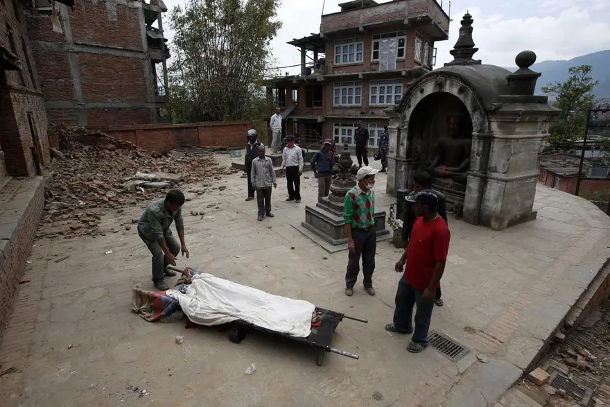 Nepal Başbakanı: Ölü sayısı 10 bine ulaşabilir 13