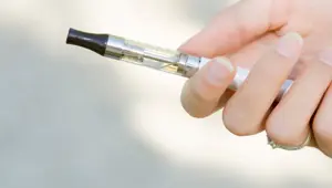 “Elektronik sigaralar kalp sağlığına zarar veriyor”