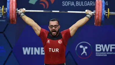 Onur Demirci'den Avrupa Şampiyonası'nda gümüş madalya