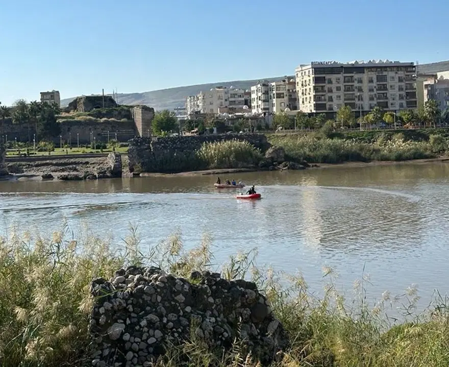 Dicle’ye atlayan kız kardeşlerden Zilan 6 gündür aranıyor 2 Dicle’ye atlayan kız kardeşlerden Zilan 6 gündür aranıyor 2