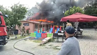 Avcılar'da restoran yangını