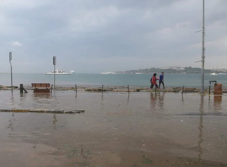 İstanbul'da etkili yağış (20 dakikalık kabus) 77