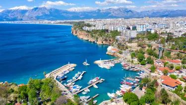 Antalya'da 10 yıl 7 ay hapis cezasıyla aranan hükümlü yakalandı