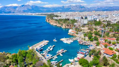 Antalya'da yol kontrolünde uyuşturucu ve silah ele geçirildi