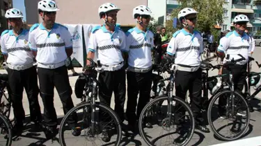 Bisikletli polisler görev başında