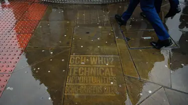 Hipster arayan istihbarat birimi