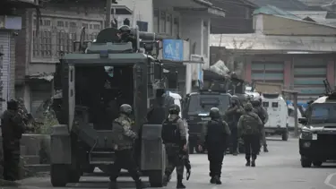 Dışişleri Bakanı Fidan, Hindistan-Pakistan gerilimini Suudi mevkidaşıyla görüştü