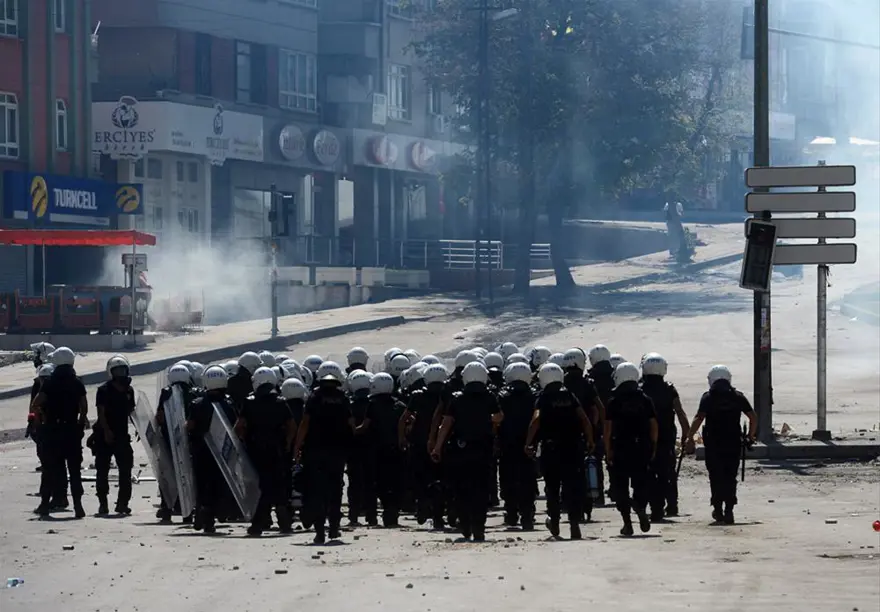 Cami-cemevi protestosu 8 Cami-cemevi protestosu 8