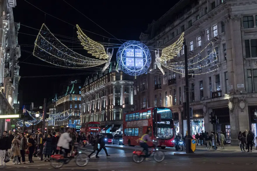 Londra sokakları Noel ve yılbaşı için süslendi 23 Londra sokakları Noel ve yılbaşı için süslendi 23