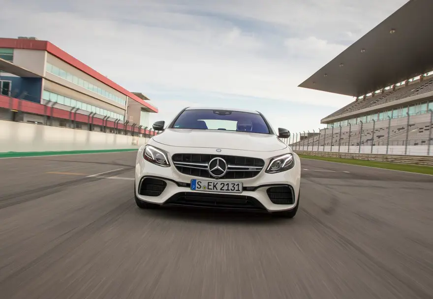 Sıra dışı seçenek: Mercedes-AMG E63 S 24