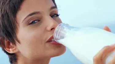 Açık tenlilerin kemikleri daha kırılgan