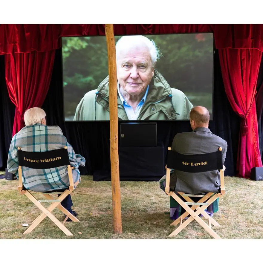 Malta Hükümeti, Prens George’a hediye edilen köpek balığı dişini geriistiyor 5