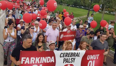 “Cerebral palsy” için yürüdüler