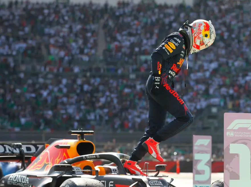 Formula 1: Meksika'da kazanan Max Verstappen 