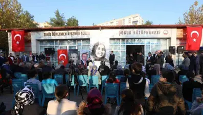 YPG/PKK'lı teröristlerin hayattan kopardığı öğretmenin ismi kütüphanede yaşatılacak