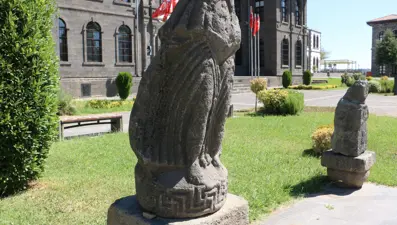 Diyarbakır Müzesi’nde 3 kıymetli eser ilk kez kalıcı olarak sergilendi
