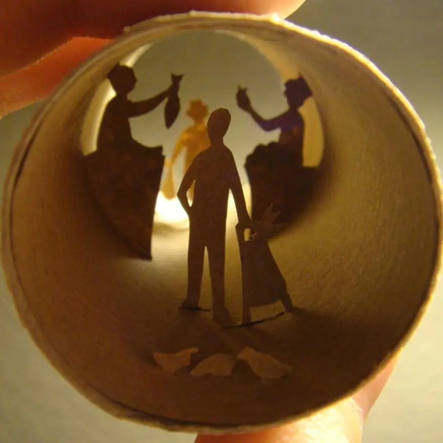 Tuvalet kağıdı içindeki heykeller 5