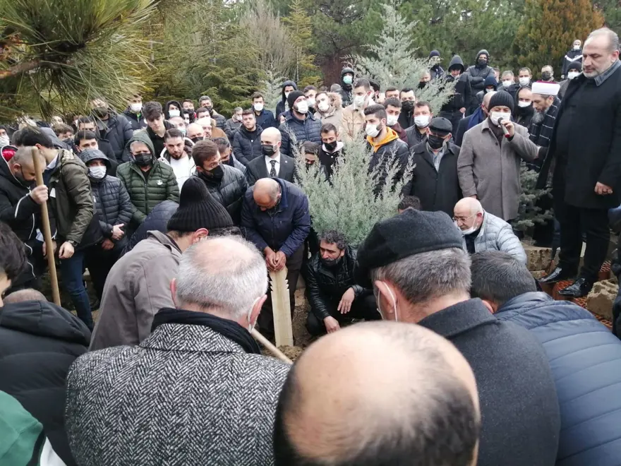 Ahmet Çalık son yolculuğuna uğurlandı 10