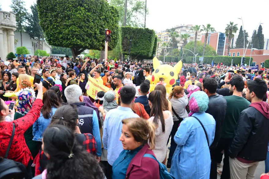Adana'da renkli Portakal Çiçeği Karnavalı korteji 33 Adana'da renkli Portakal Çiçeği Karnavalı korteji 33