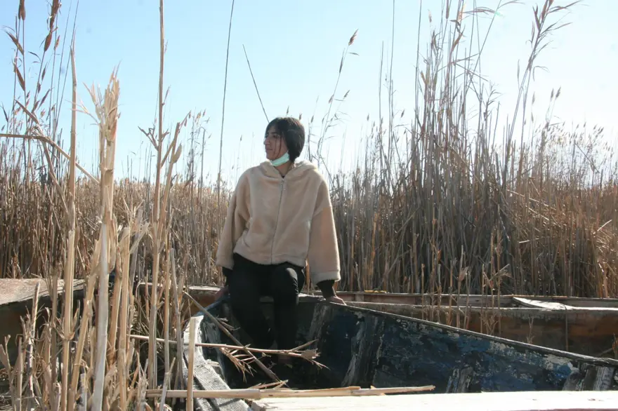 Eber Gölü'ndeki suların çekilmesiyle kayık mezarlığı oluştu 12