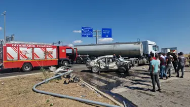 Tanker ile otomobil çarpıştı: 2'si ağır 4 yaralı