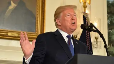 Trump ek gümrük vergisi kararını erteledi