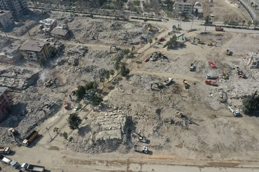 3 soru 3 yanıt | Deprem sonrası imar suçlularını neler bekliyor? 3