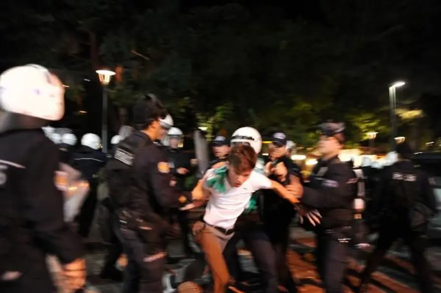 Bursa'da maç sonrası olaylar 7 Bursa'da maç sonrası olaylar 7