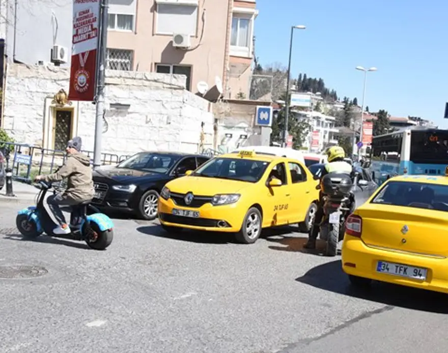 Ozan Güven'in bisikletine  polis kontrolü 8
