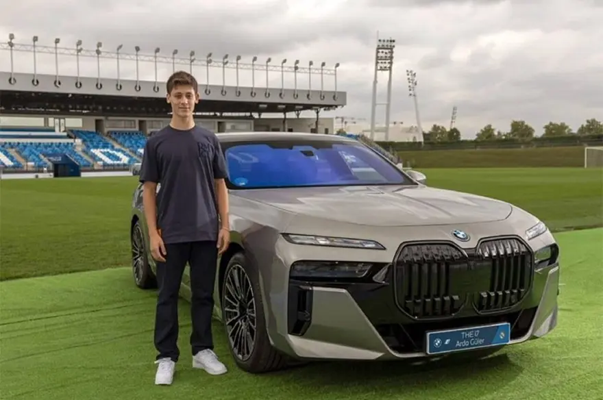 Arda Güler'e 10 milyon liralık araba hediyesi 1