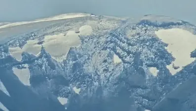 Afrika sıcakları uyarısı yapılırken ağustos ayında kar sürprizi