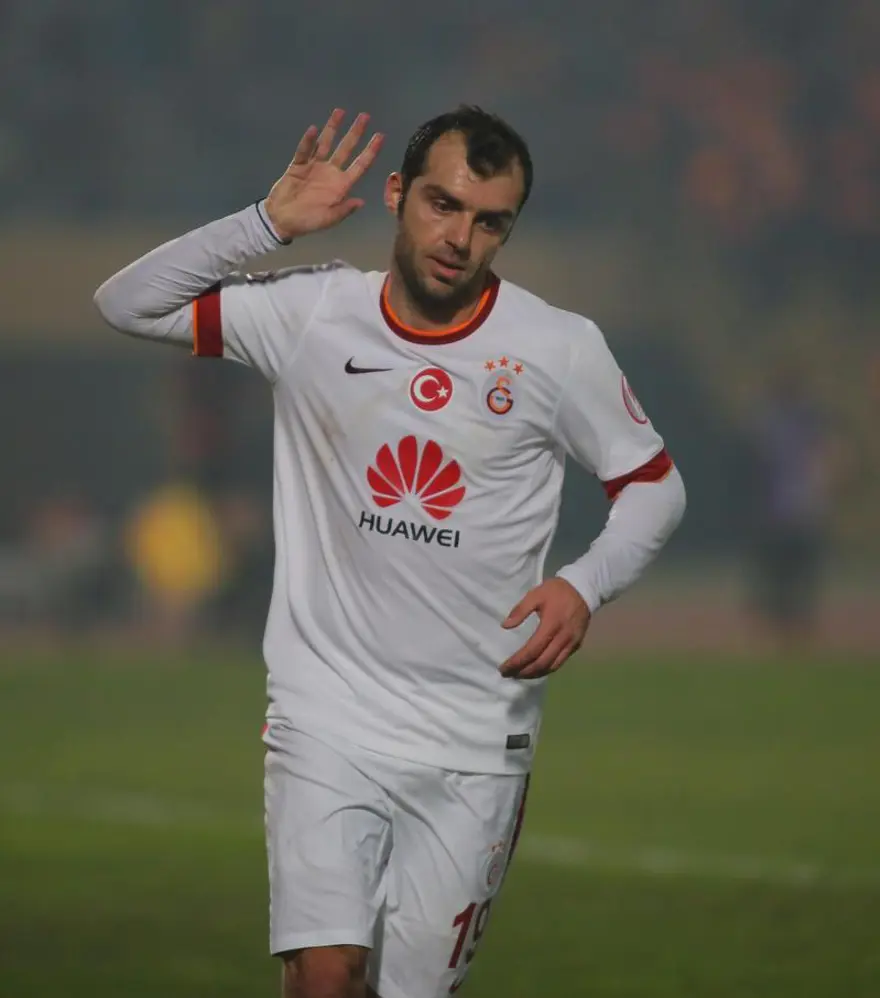 Cimbom İzmir'de kükredi 13
