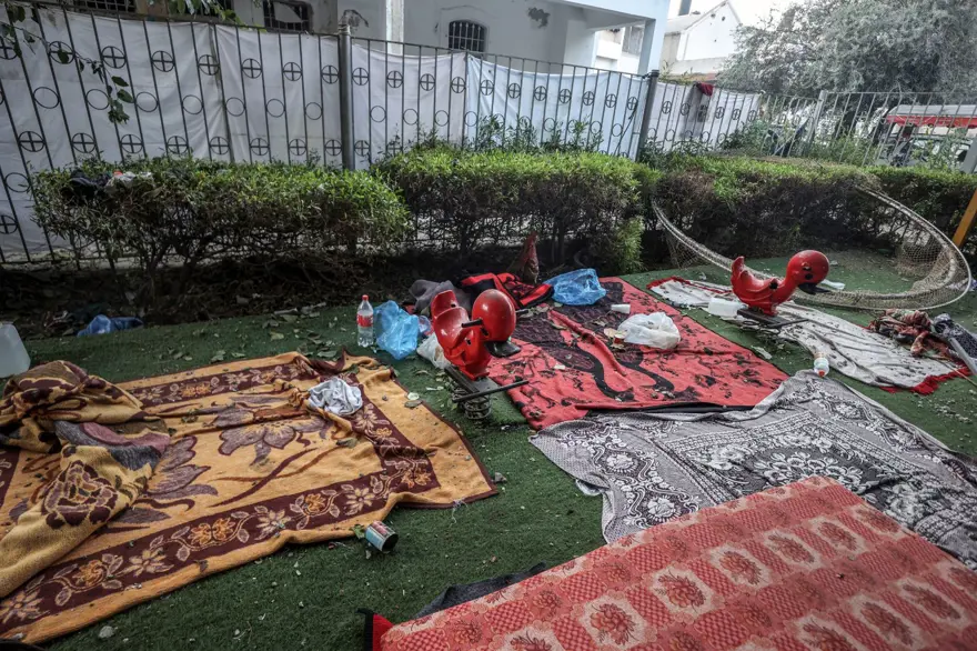 Fotoğraflarla hastane katliamı: Saldırının olduğu hastaneden yeni görüntüler 20