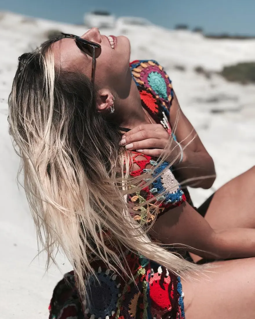 Survivor Damla'nın doğal halleri 14